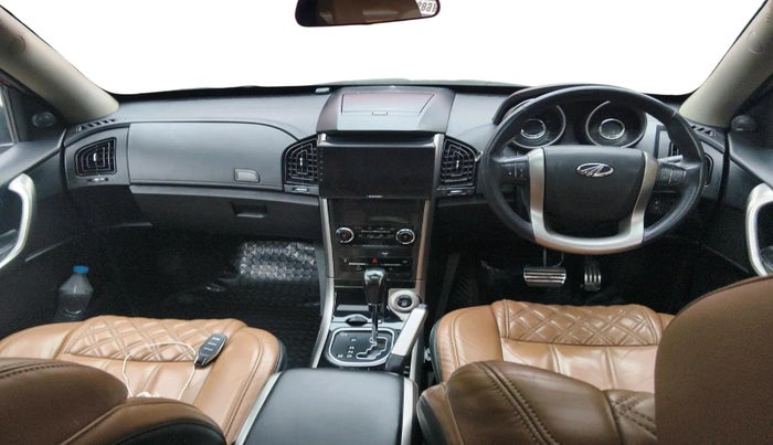 2018 Mahindra XUV500 W11 AT, Diesel, Automatic, 97,459 km, interior