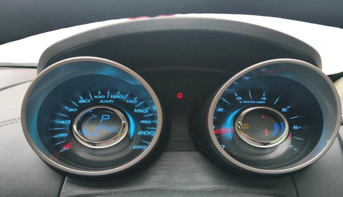 2018 Mahindra XUV500 W11 AT, Diesel, Automatic, 97,459 km, interior