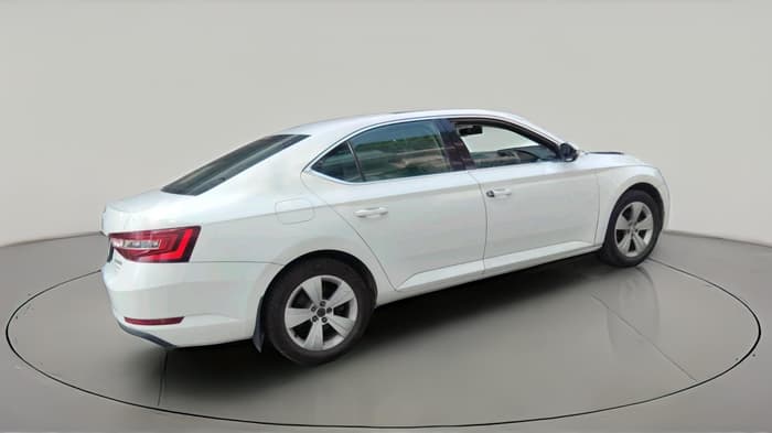 2016 Skoda Superb STYLE 1.8 TSI AT, Petrol, Automatic, 73,822 km, exterior