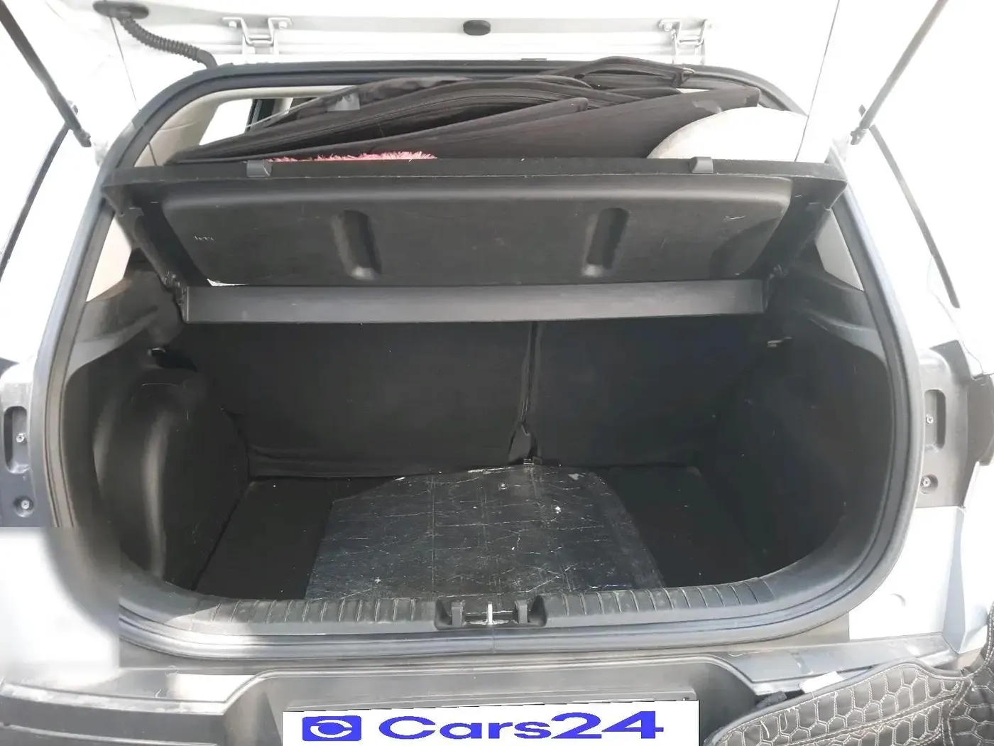 2022 Hyundai VENUE SX 1.2 PETROL, Petrol, Manual, 49,522 km, exterior