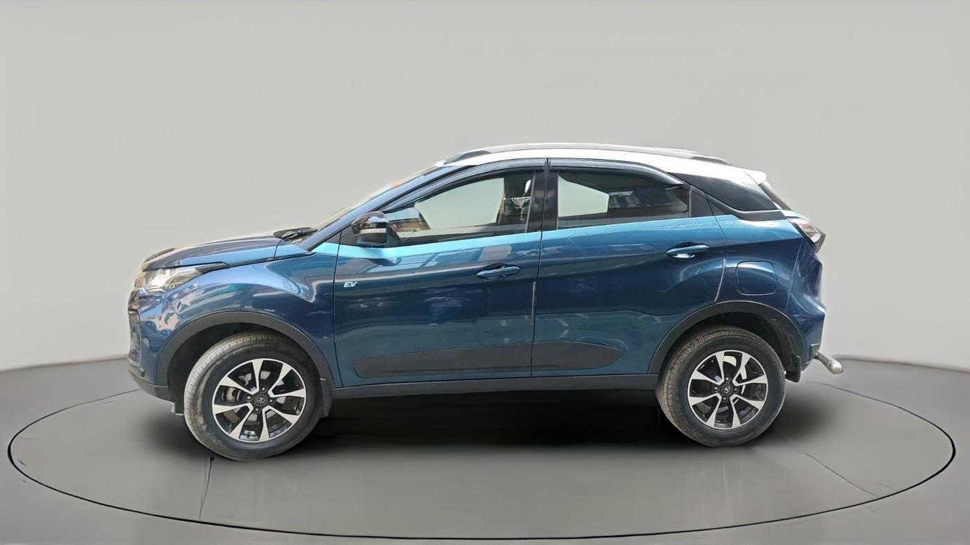 2020 Tata NEXON EV XZ PLUS, Electric, Automatic, 49,499 km, exterior