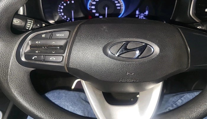 2022 Hyundai VENUE S 1.2, Petrol, Manual, 54,534 km, interior