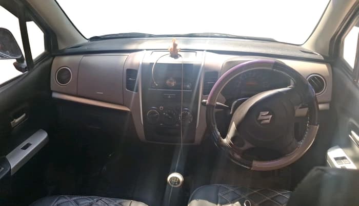 2013 Maruti Wagon R 1.0 LXI CNG, CNG, Manual, 1,33,097 km, interior