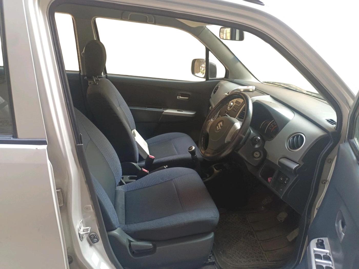 2012 Maruti Wagon R 1.0 VXI, Petrol, Manual, 87,065 km, interior