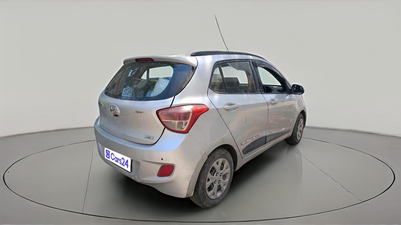 2015 Hyundai Grand i10 SPORTZ 1.2 KAPPA VTVT, CNG, Manual, 1,26,629 km, exterior