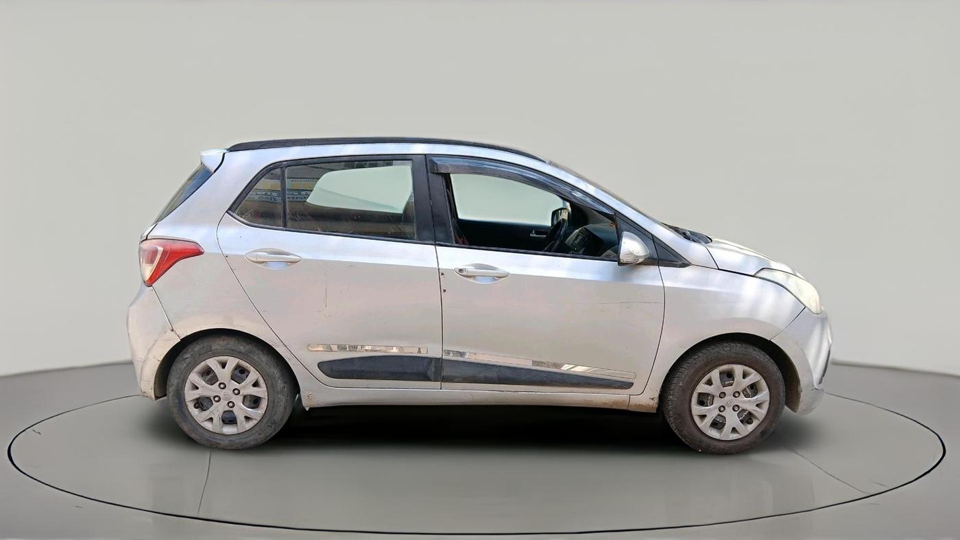 2015 Hyundai Grand i10 SPORTZ 1.2 KAPPA VTVT, CNG, Manual, 1,26,629 km, exterior
