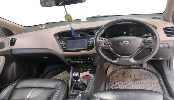 2016 Hyundai Elite i20 ASTA 1.2 (O), Petrol, Manual, 92,801 km, interior