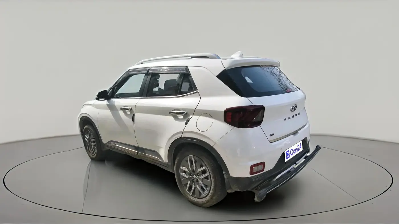 2021 Hyundai VENUE SX 1.5 CRDI, Diesel, Manual, 1,00,028 km, exterior