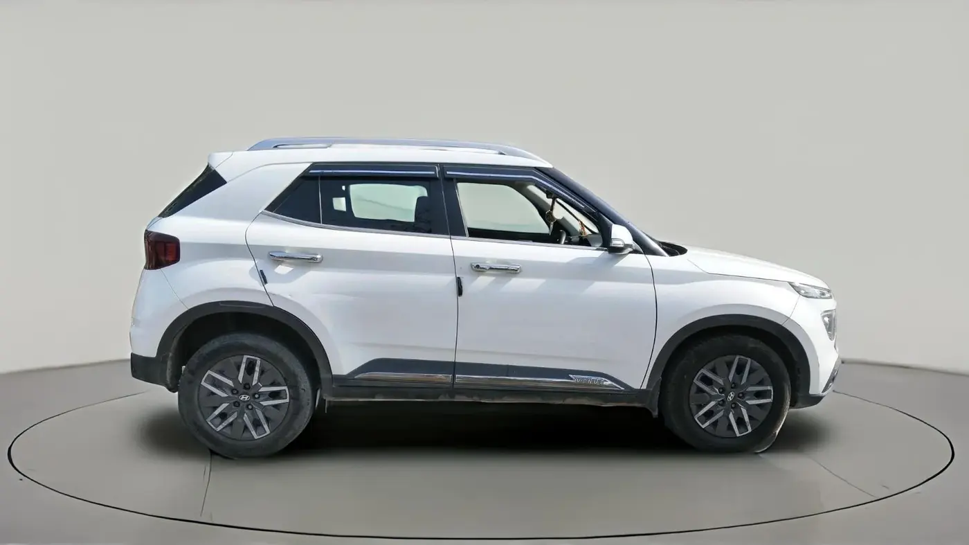 2021 Hyundai VENUE SX 1.5 CRDI, Diesel, Manual, 1,00,028 km, exterior