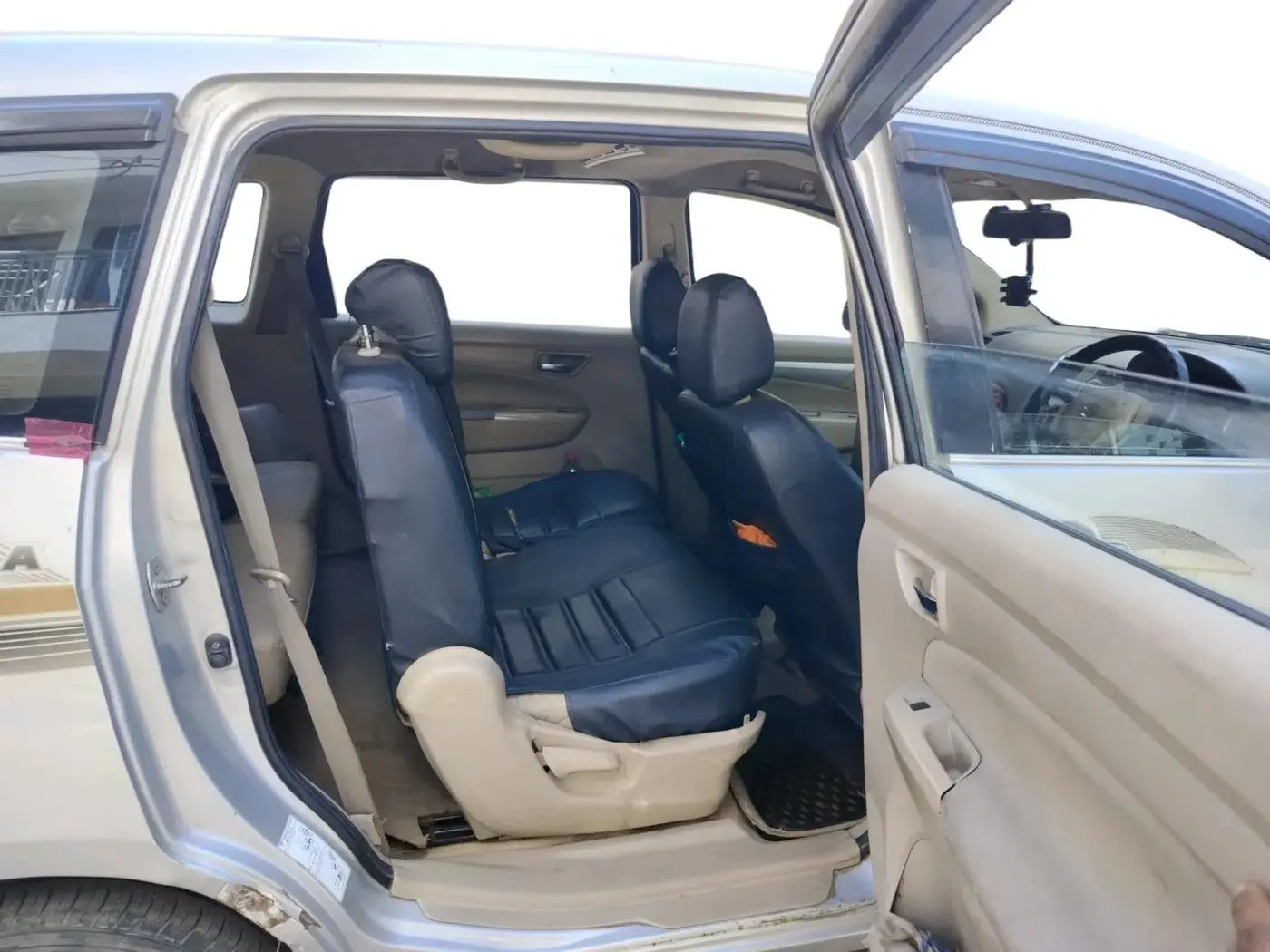 2017 Maruti Ertiga VXI CNG, CNG, Manual, 1,31,917 km, interior