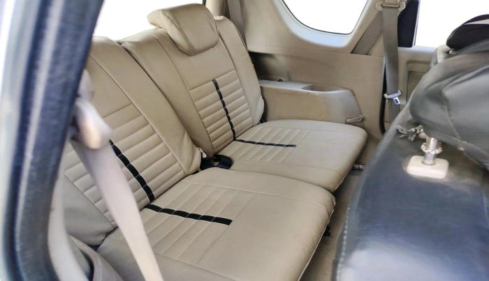 2017 Maruti Ertiga VXI CNG, CNG, Manual, 1,31,917 km, interior