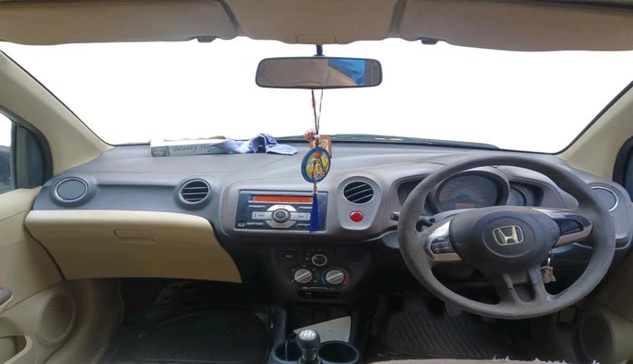 2013 Honda Amaze 1.2L I-VTEC S, Petrol, Manual, 1,20,892 km, interior