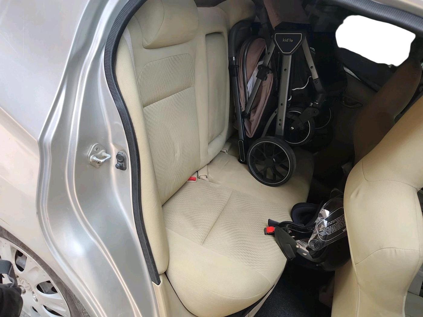 2014 Honda Amaze 1.2L I-VTEC S, CNG, Manual, 86,529 km, interior
