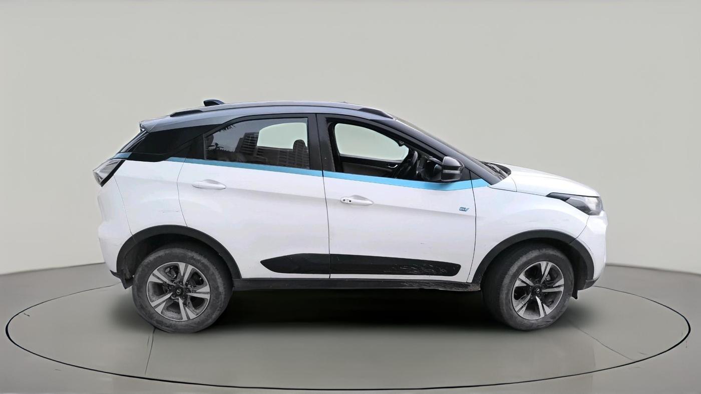 2022 Tata NEXON EV XZ PLUS, Electric, Automatic, 1,33,576 km, exterior