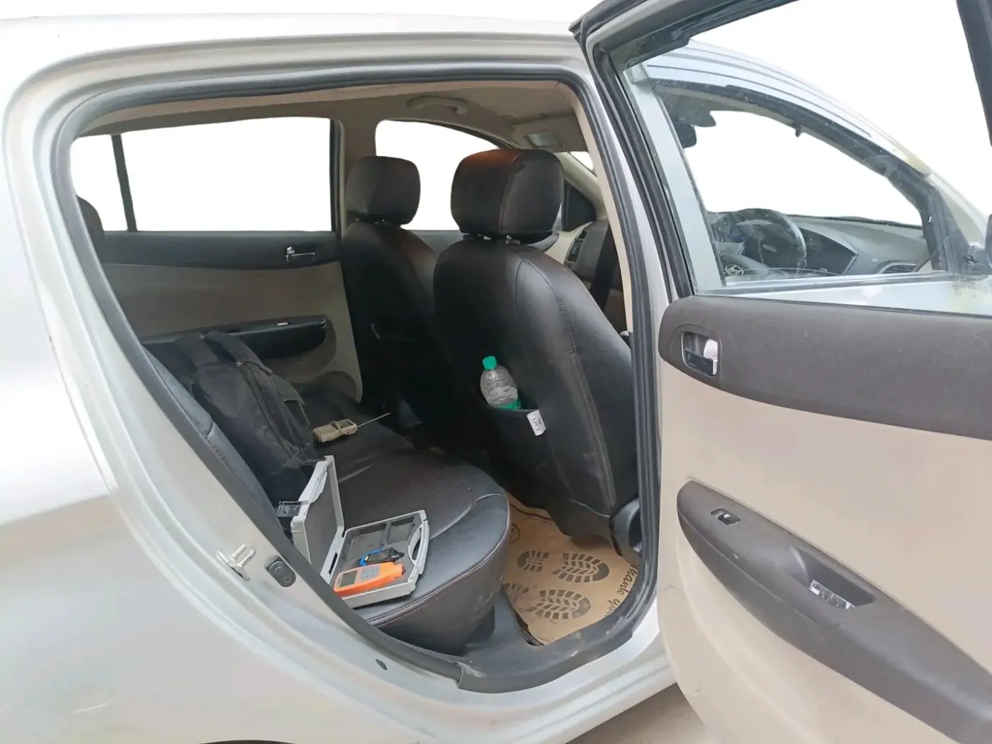 2014 Hyundai i20 SPORTZ 1.2, Petrol, Manual, 93,731 km, interior