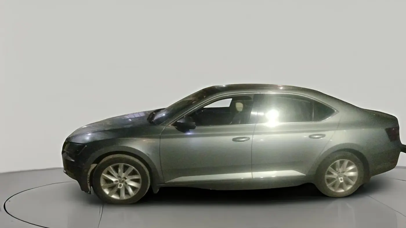 2018 Skoda Superb L&K 2.0 TDI AT, Diesel, Automatic, 2,08,500 km, exterior