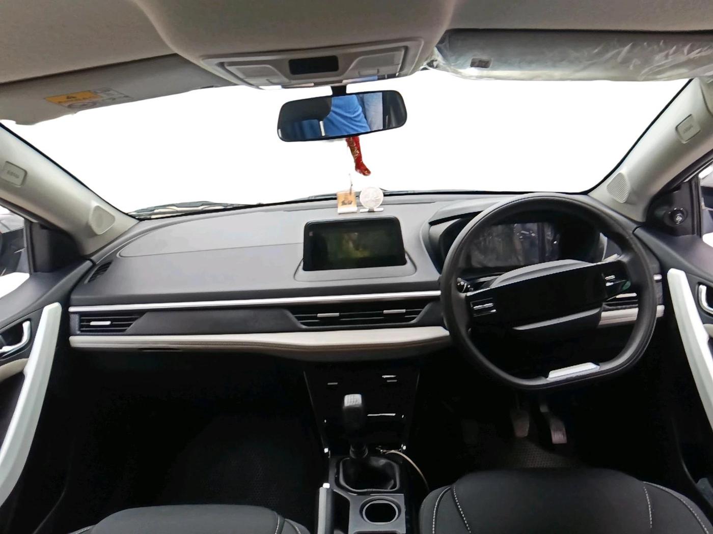 2024 Tata NEXON Creative 1.2 iCNG, CNG, Manual, 19,304 km, interior