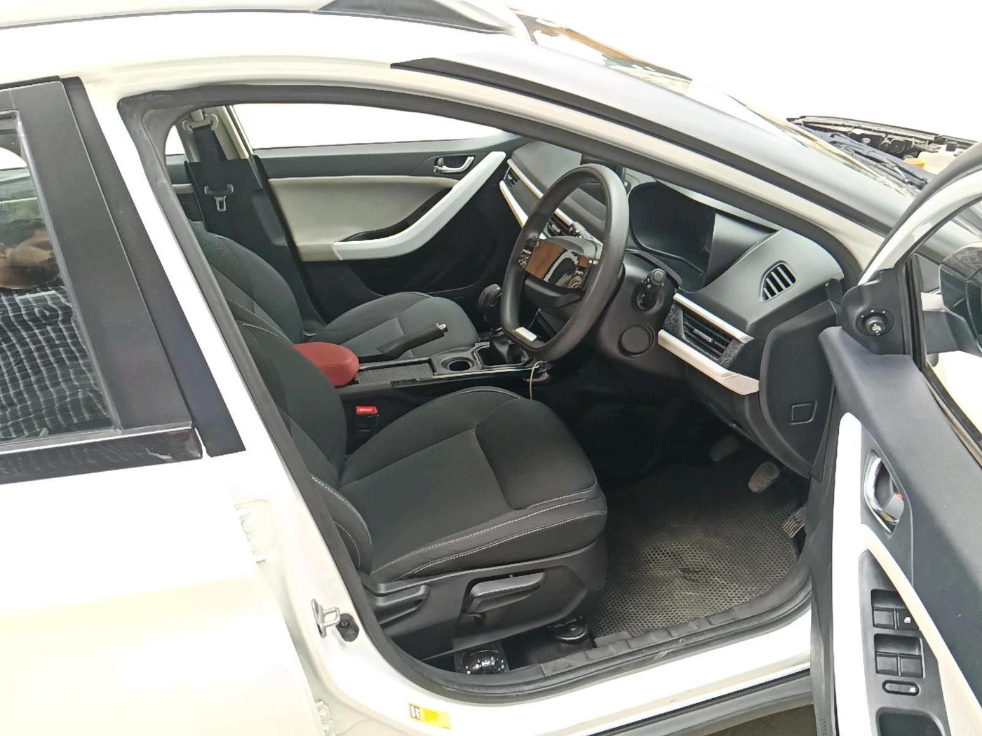 2024 Tata NEXON Creative 1.2 iCNG, CNG, Manual, 19,304 km, interior