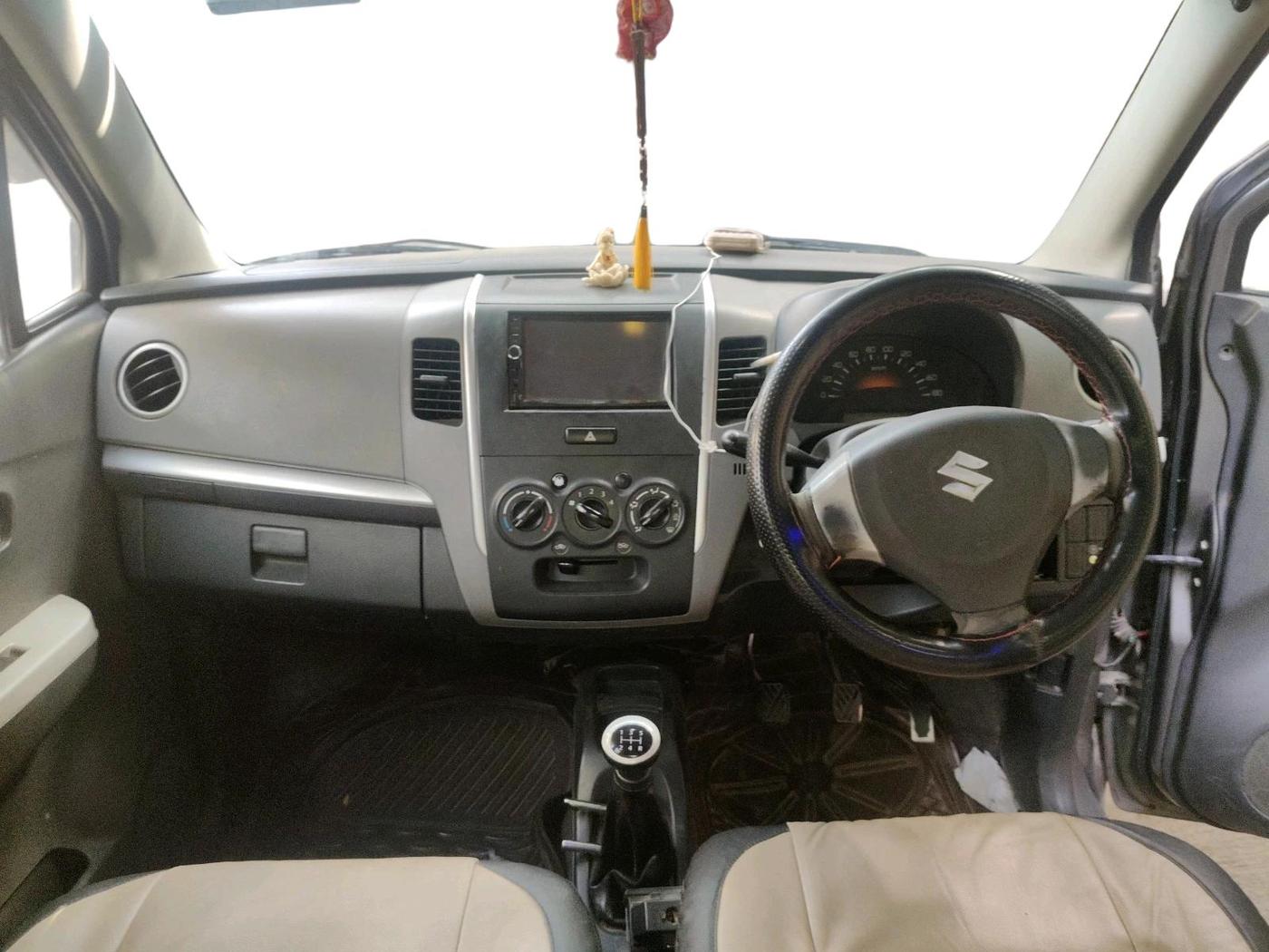 2012 Maruti Wagon R 1.0 LXI CNG, CNG, Manual, 1,17,907 km, interior