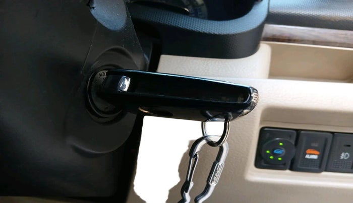 2015 Maruti Swift Dzire VXI, CNG, Manual, 1,03,064 km, interior