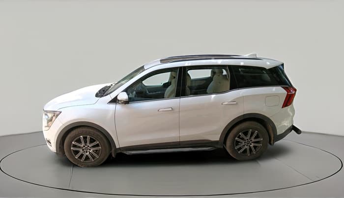 2022 Mahindra XUV700 AX 7 LUXURY P AT 7 STR, Petrol, Automatic, 40,739 km, exterior