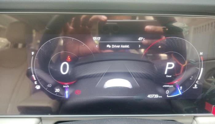 2022 Mahindra XUV700 AX 7 LUXURY P AT 7 STR, Petrol, Automatic, 40,739 km, interior