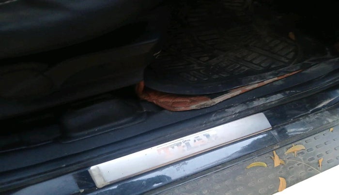 2022 Mahindra Thar LX PETROL HT 4WD AT, Petrol, Automatic, 69,760 km, interior