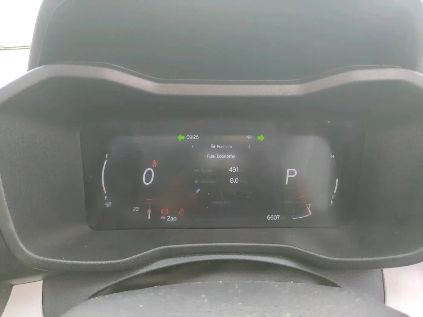 2025 Mahindra XUV 3XO REVX A 1.2 Petrol AT, Petrol, Automatic, 6,607 km, interior