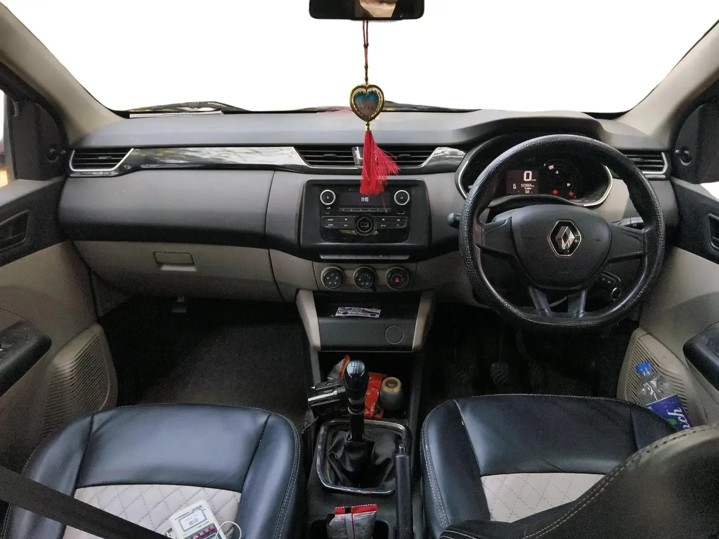 2019 Renault TRIBER RXL MT, Petrol, Manual, 50,982 km, interior