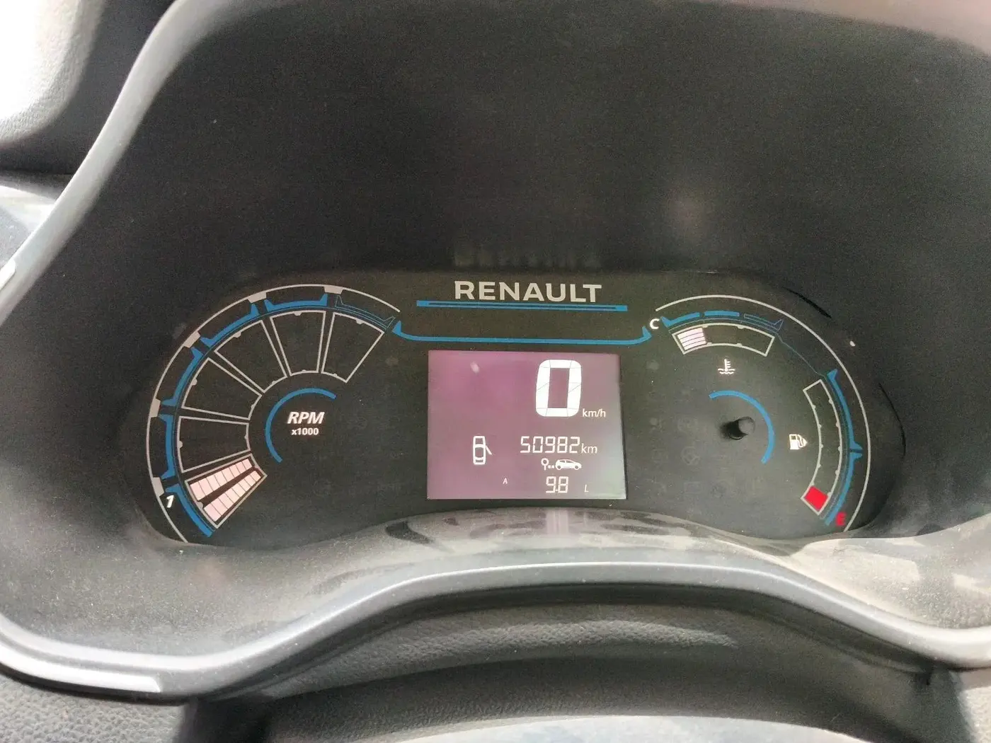 2019 Renault TRIBER RXL MT, Petrol, Manual, 50,982 km, interior