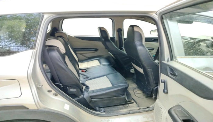 2019 Renault TRIBER RXL MT, Petrol, Manual, 50,982 km, interior