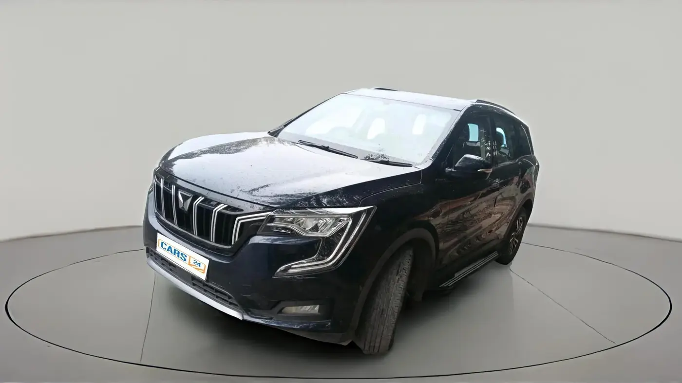 2022 Mahindra XUV700 AX 5 D MT 5 STR, Diesel, Manual, 60,735 km, exterior