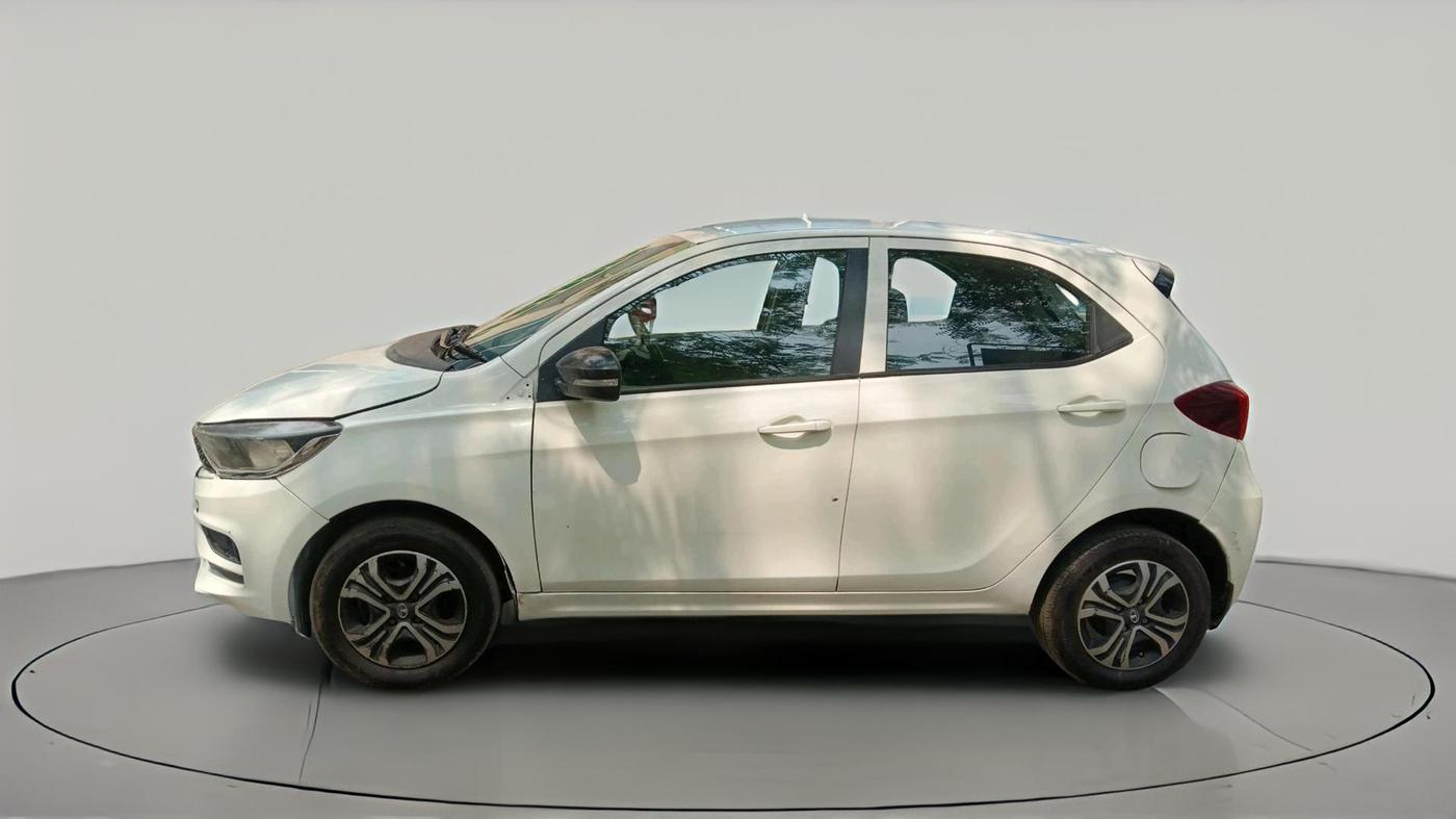 2023 Tata Tiago XT CNG, CNG, Manual, 49,023 km, exterior