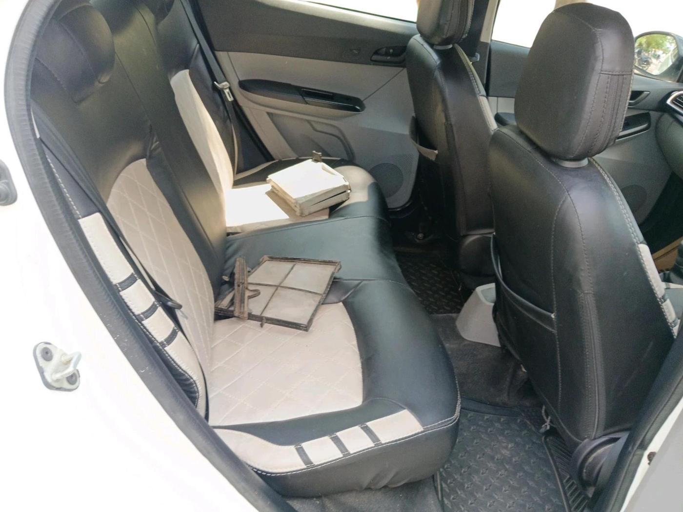 2023 Tata Tiago XT CNG, CNG, Manual, 49,023 km, interior