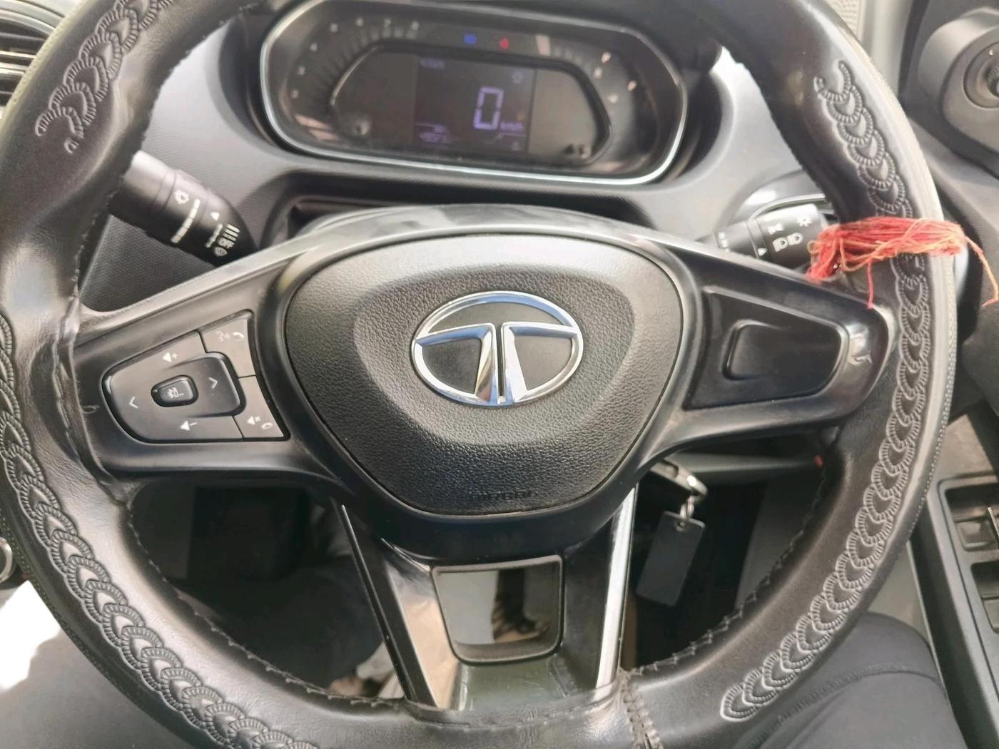 2023 Tata Tiago XT CNG, CNG, Manual, 49,023 km, interior