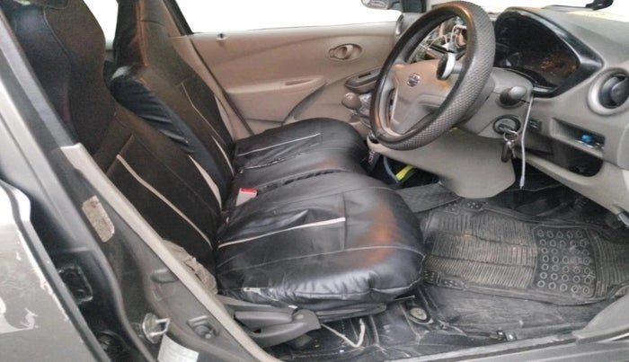 2015 Datsun Go Plus T, Petrol, Manual, 1,09,280 km, interior