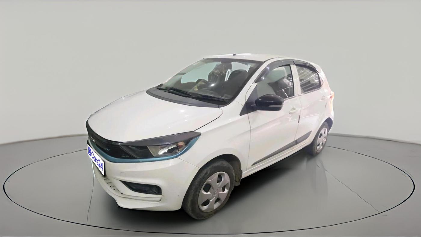 2023 Tata TIAGO EV XT LONG RANGE, Electric, Automatic, 51,756 km, exterior