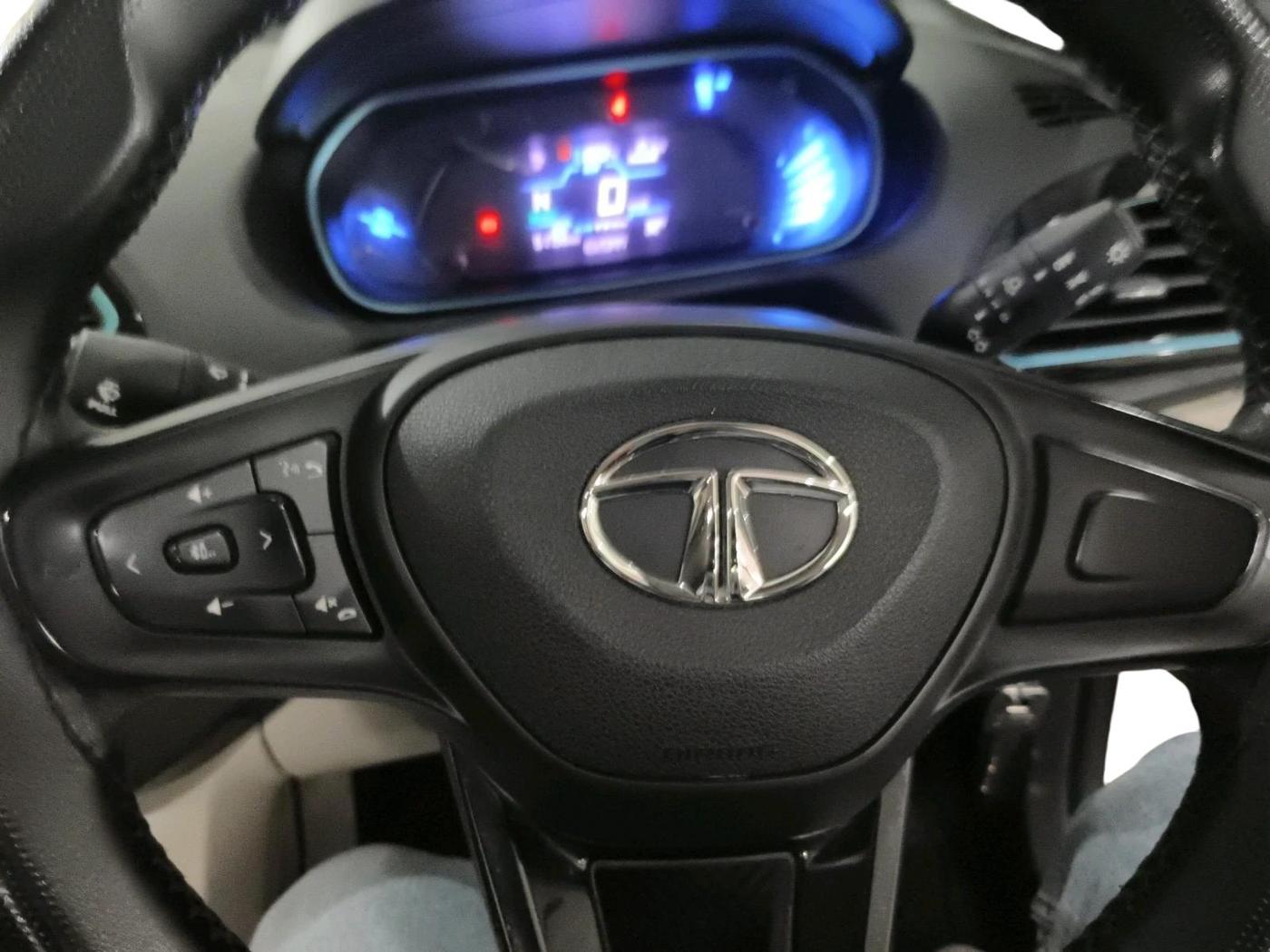 2023 Tata TIAGO EV XT LONG RANGE, Electric, Automatic, 51,756 km, interior