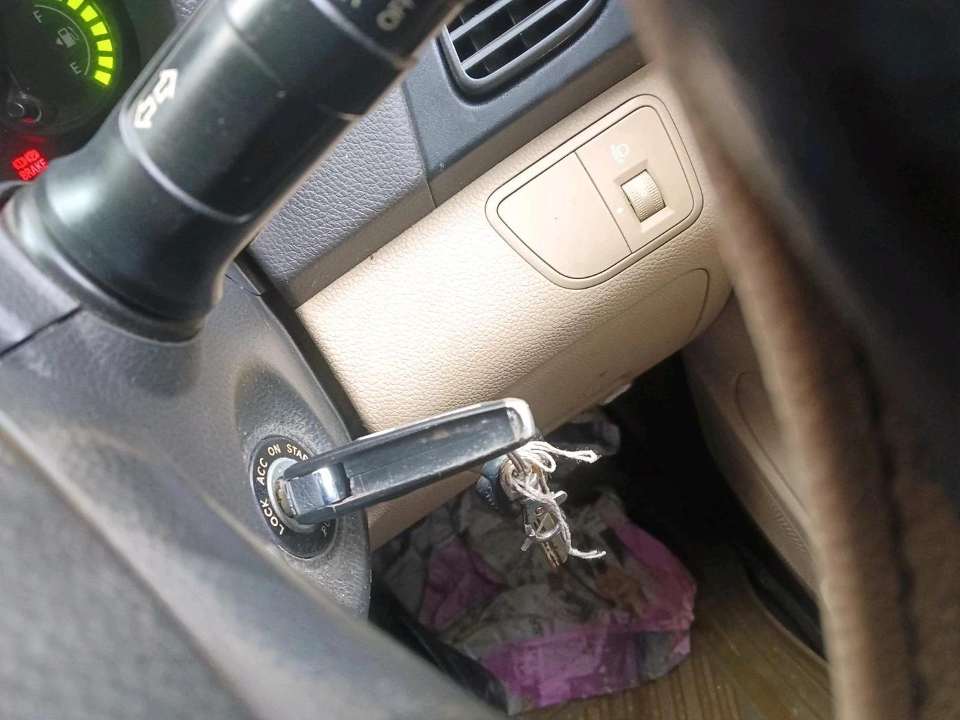2014 Hyundai Eon ERA +, Petrol, Manual, 83,288 km, interior