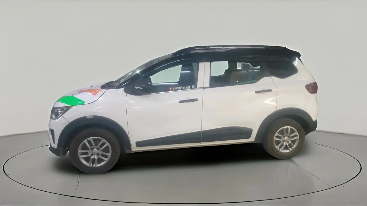 2023 Renault TRIBER RXL MT, Petrol, Manual, 1,01,329 km, exterior