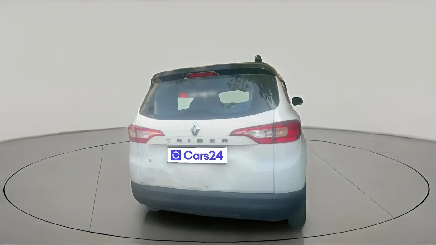 2023 Renault TRIBER RXL MT, Petrol, Manual, 1,01,329 km, exterior