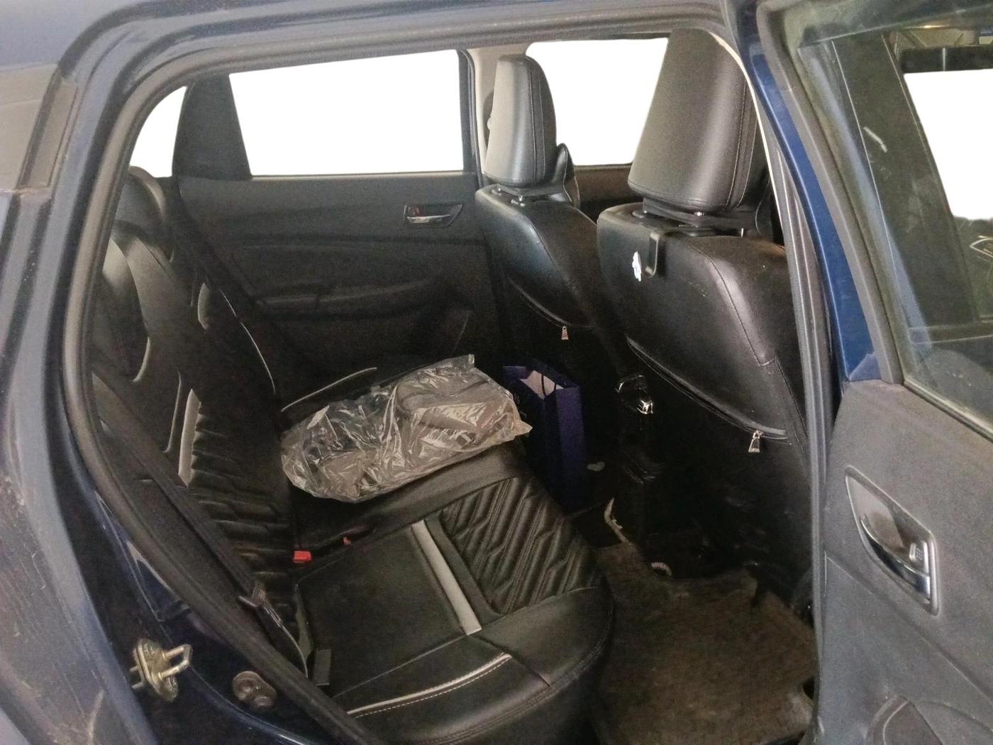 2022 Maruti Swift VXI AMT, Petrol, Automatic, 54,076 km, interior