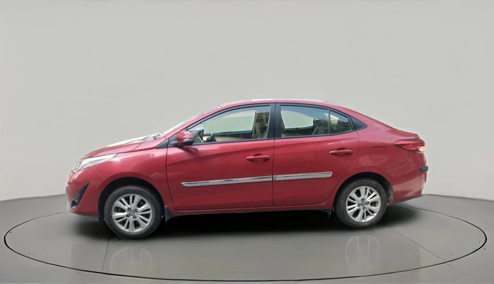 2018 Toyota YARIS V CVT, Petrol, Automatic, 77,299 km, exterior