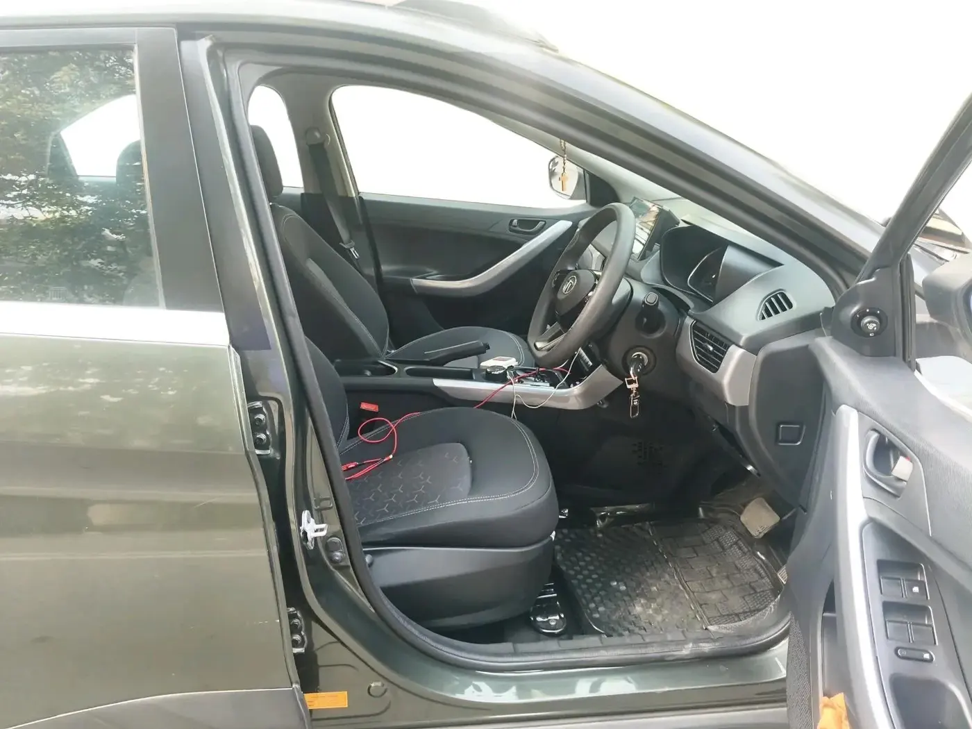 2023 Tata NEXON XMA PETROL, Petrol, Automatic, 27,737 km, interior