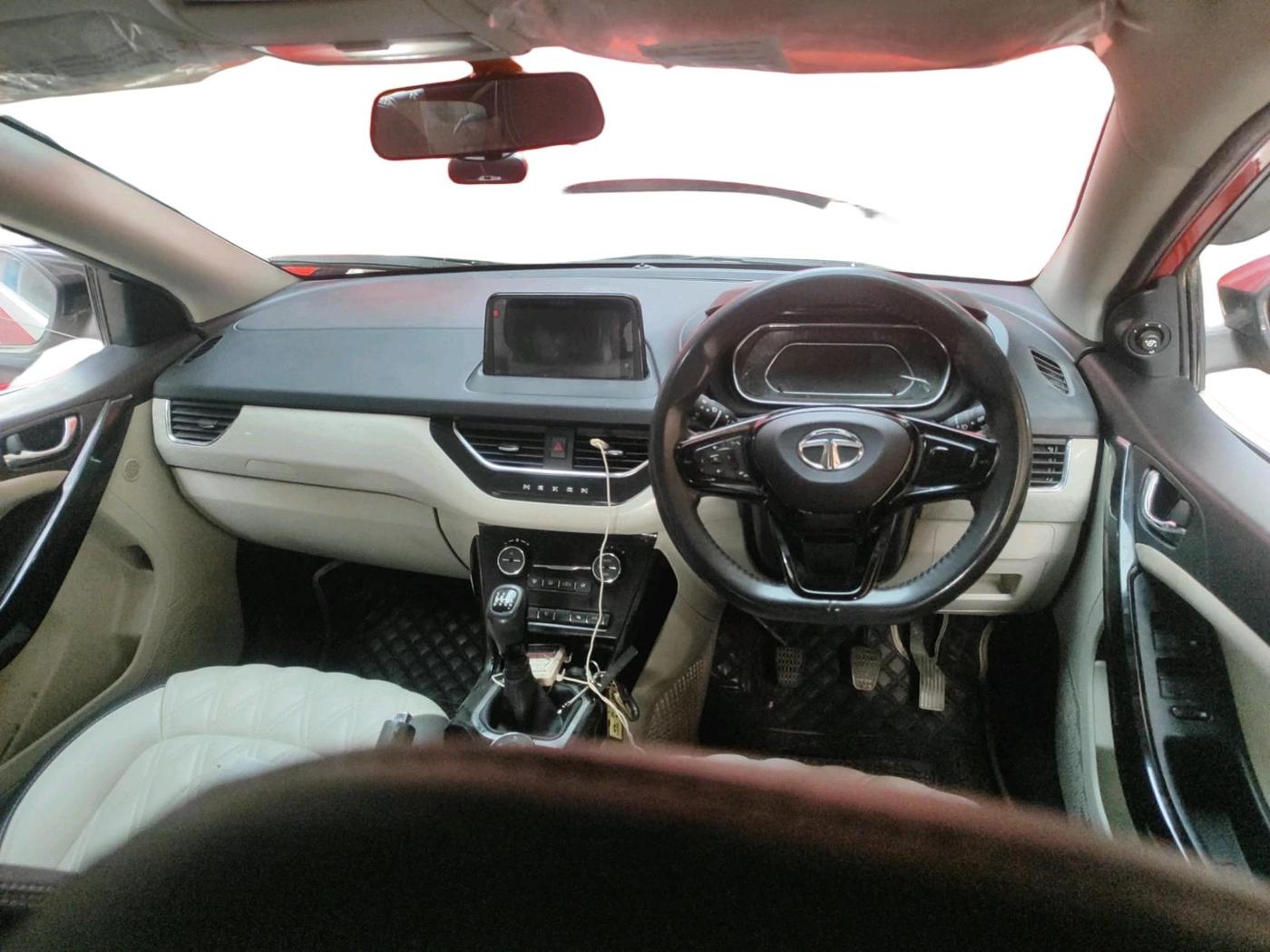 2021 Tata NEXON XZ PLUS PETROL, Petrol, Manual, 44,049 km, interior