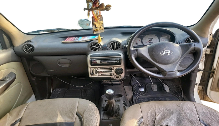 2012 Hyundai Santro Xing GL PLUS, CNG, Manual, 2,83,015 km, interior