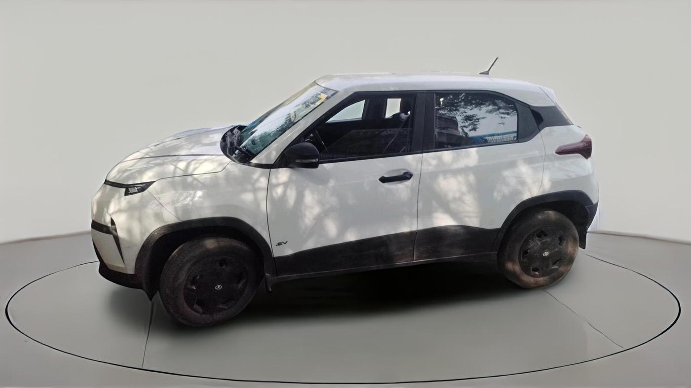 2024 Tata PUNCH EV SMART PLUS 3.3, Electric, Automatic, 2,735 km, exterior