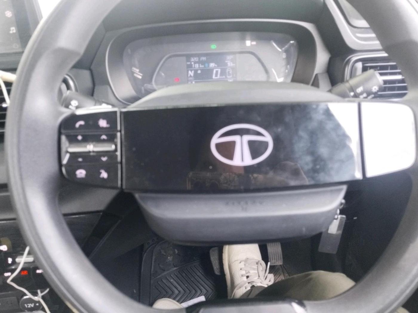2024 Tata PUNCH EV SMART PLUS 3.3, Electric, Automatic, 2,735 km, interior