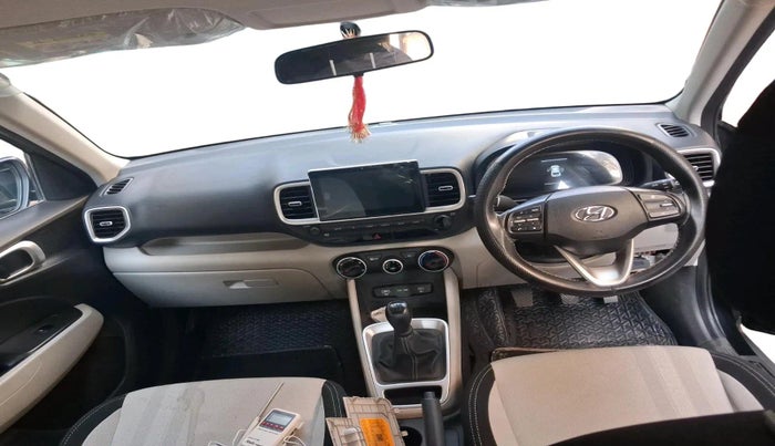 2024 Hyundai VENUE S 1.2, Petrol, Manual, 8,213 km, interior