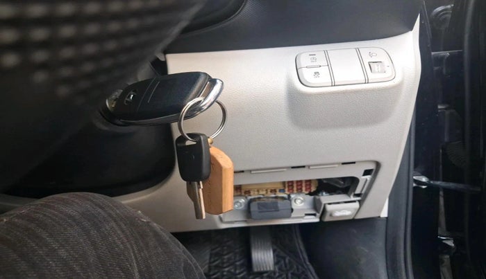 2024 Hyundai VENUE S 1.2, Petrol, Manual, 8,213 km, interior